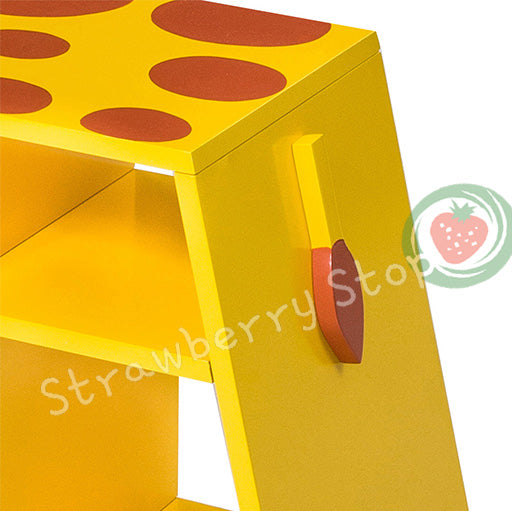 Giraffe Bookcase for kids
